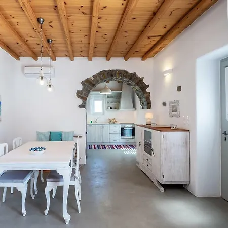 Exochi Traditional *