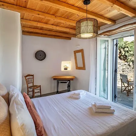 Exochi Traditional *